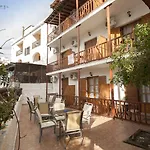 Eliza 3* Skiathos Town
