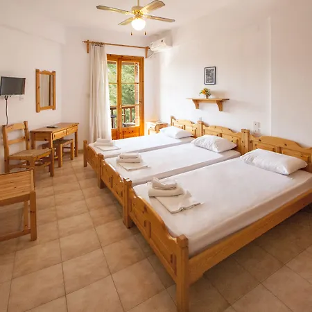 Eliza Πανσιόν 3*